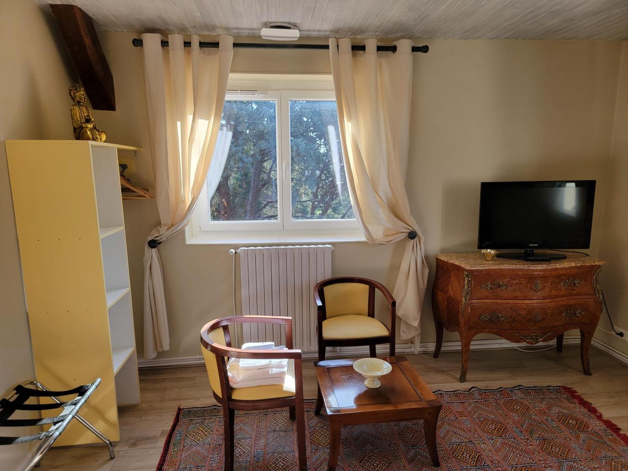 Domaine Bassy Hotel Saint-Gengoux-de-Scisse Ngoại thất bức ảnh
