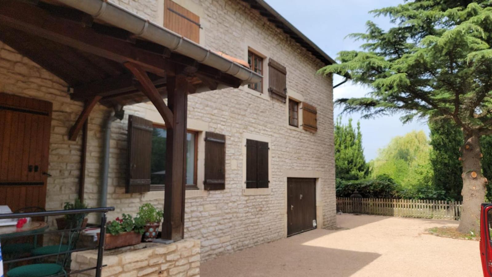 Domaine Bassy Hotel Saint-Gengoux-de-Scisse Ngoại thất bức ảnh